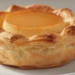 découvrez notre recette facile pour réussir un flan au lait concentré sucré avec une pâte feuilletée croustillante, alliant douceur et texture parfaite.